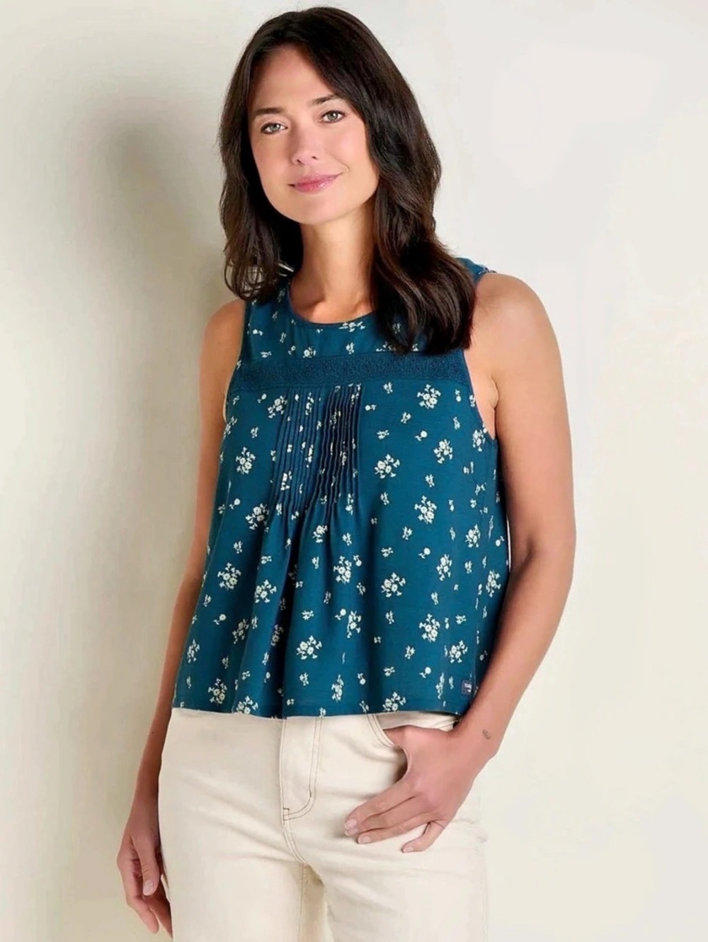 TOAD&CO Manzana Pin Tuck Tank Floral Blue & White Large